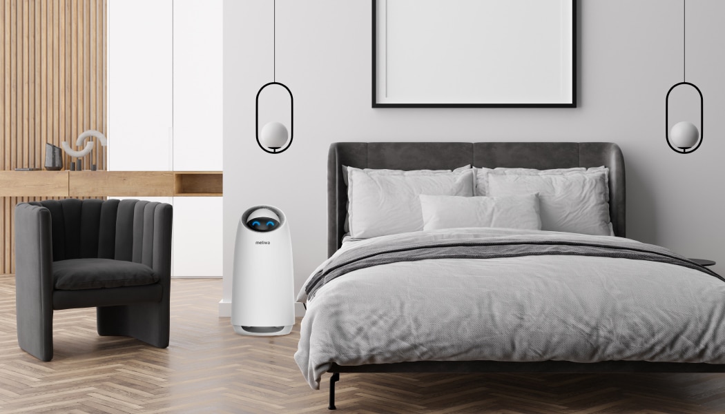 The benefit of the Meliwa M20 Air Purifier - filters fine dust in the bedroom.